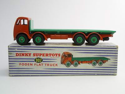 Dinky Toys no.902.JPG